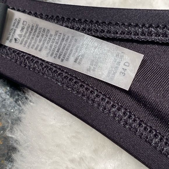 Victoria’s secret’s bombshell top 34D or 34DD and beach bunny XL bottoms - Picture 5 of 12